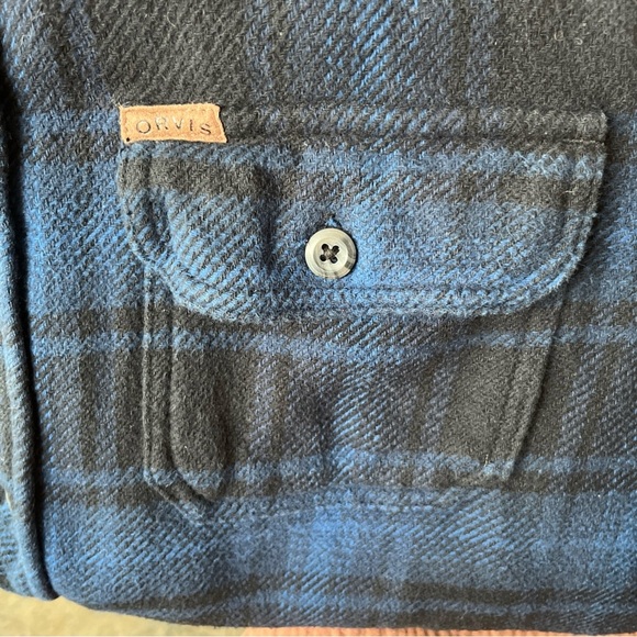 ORVIS  Big Bear Navy and Black Heavy weight plaid Flannel size Large - Picture 10 of 12